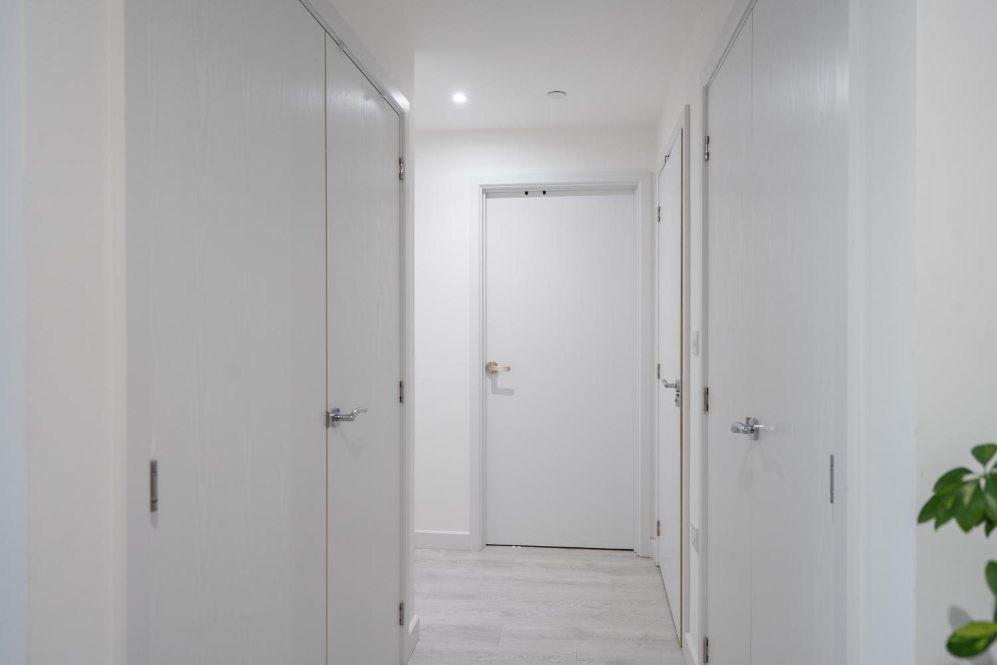 Sunset Retreat: Steps From Heathrow/twickenham *